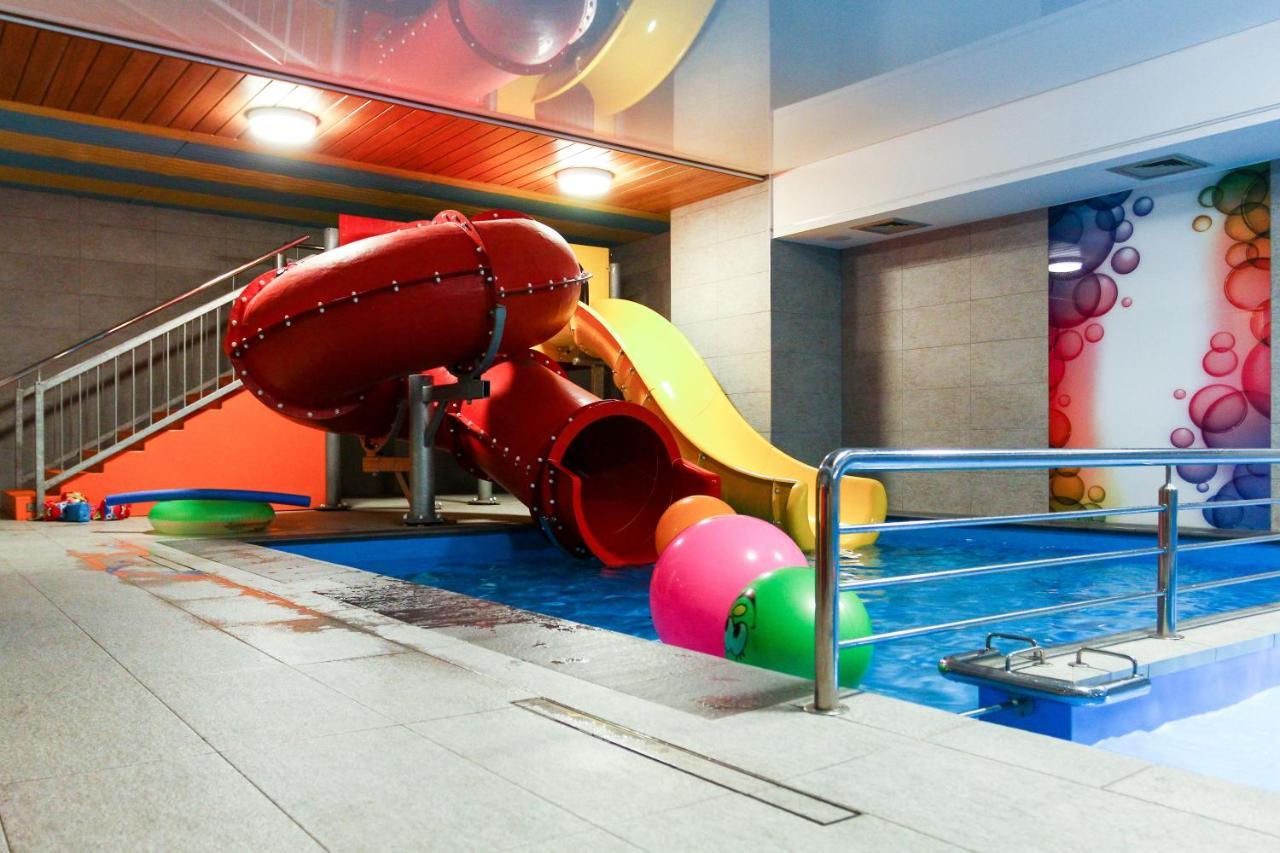 Apartamenty Marina Jastrzębia Góra Buitenkant foto